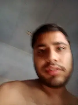 Snapshot of Desirock001 chatting on November 4, 2025, 2:37 am Desirock001 online show from November 4, 2025, 2:37 am