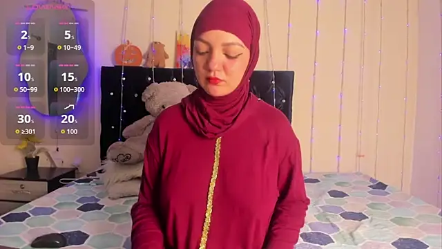 Snapshot of Dana-Alabi chatting on November 17, 2025, 12:31 pm Dana-Alabi online show from November 17, 2025, 12:31 pm