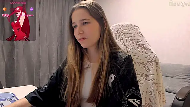 Snapshot of ValerieBubbles chatting on December 14, 2025, 7:08 pm ValerieBubbles online show from December 14, 2025, 7:08 pm