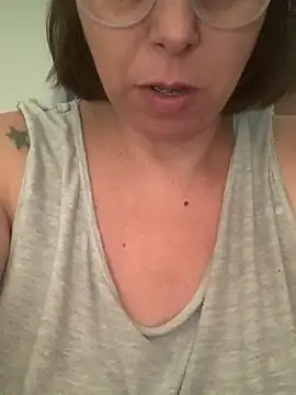 Snapshot of LupeLok chatting on March 8, 2026, 6:00 pm LupeLok online show from March 8, 2026, 6:00 pm