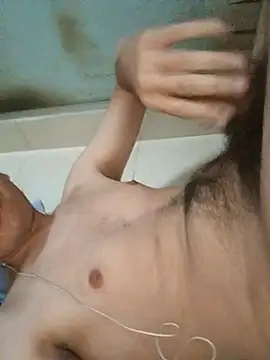 Snapshot of leandro_rrr chatting on December 14, 2025, 10:54 am leandro rrr online show from December 14, 2025, 10:54 am