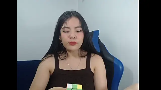 Snapshot of EloiseJun chatting on April 3, 2026, 6:09 am EloiseJun online show from April 3, 2026, 6:09 am