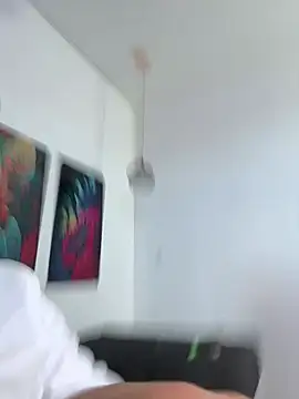 Harrisonvillalobos online show from May 22, 2026, 12:14 pm