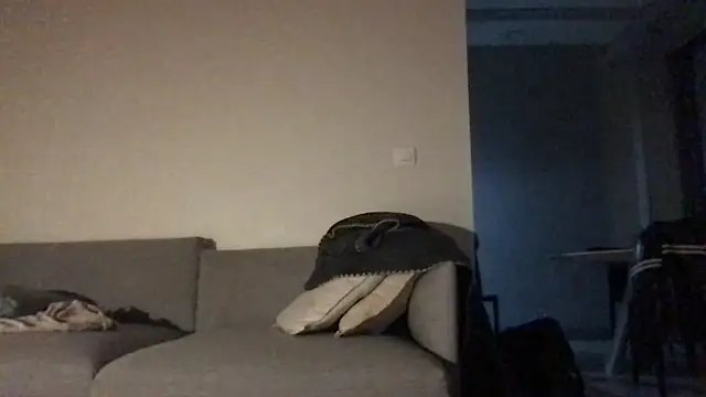 Zaak91190 online show from December 19, 2025, 6:10 pm