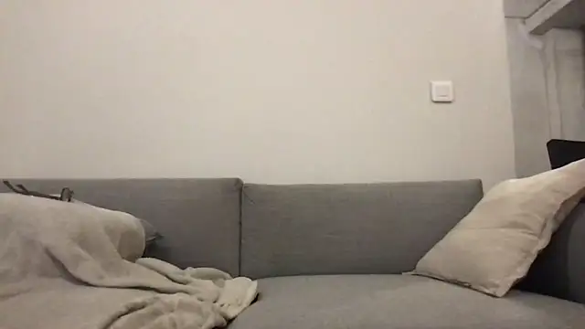 Snapshot of Zaak91190 chatting on March 30, 2026, 3:19 am Zaak91190 online show from March 30, 2026, 3:19 am