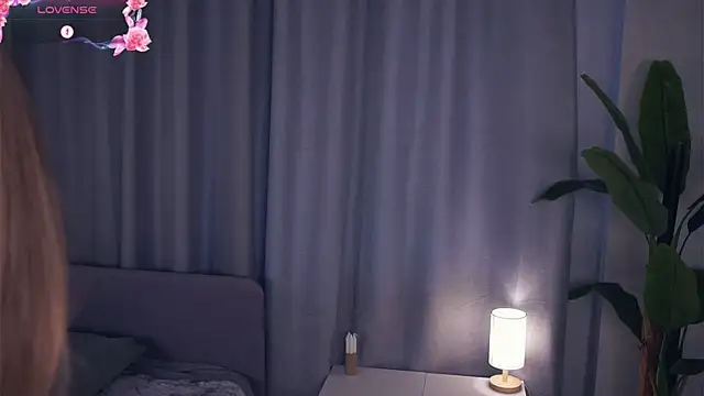 Snapshot of VeronaBench chatting on October 11, 2025, 5:08 am VeronaBench online show from October 11, 2025, 5:08 am