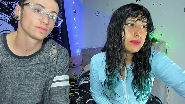 puepleholly online show from April 4, 2026, 1:34 am