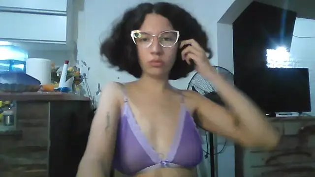 Snapshot of loliporomero chatting on October 19, 2025, 1:52 am loliporomero online show from October 19, 2025, 1:52 am