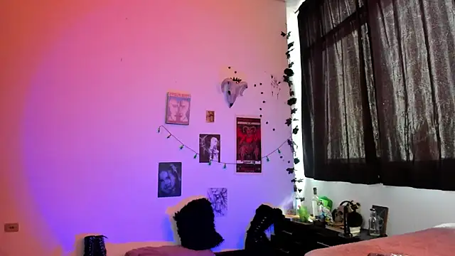 kattusauruss online show from October 28, 2025, 8:08 pm