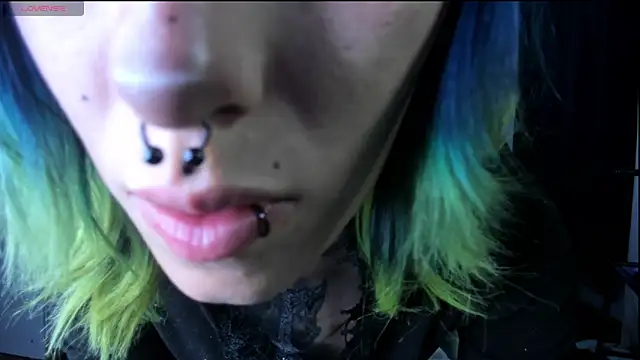 Snapshot of kattusauruss chatting on March 19, 2026, 4:56 am kattusauruss online show from March 19, 2026, 4:56 am