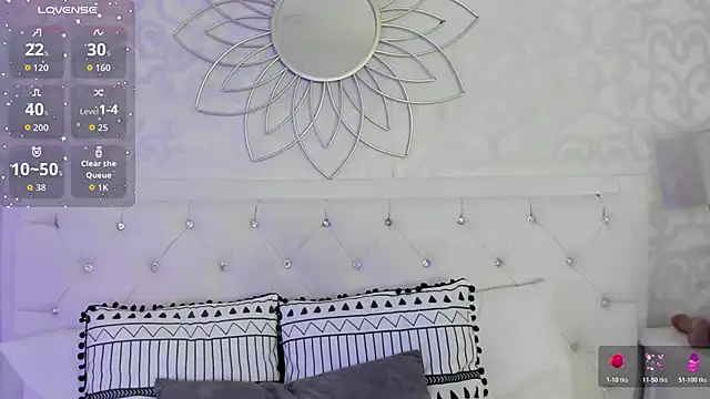 Snapshot of Cassie66_ chatting on December 2, 2025, 3:41 am Cassie66 online show from December 2, 2025, 3:41 am