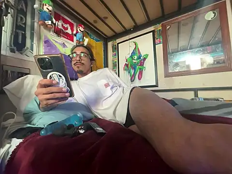 bigdickkane300 online show from May 27, 2026, 11:56 pm