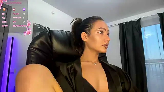 Snapshot of Lisa_Shultz chatting on October 8, 2025, 1:12 pm Lisa Shultz online show from October 8, 2025, 1:12 pm