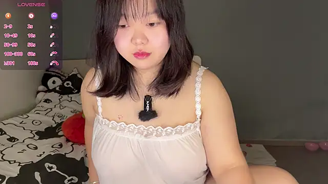 Kittenfishing online show from October 13, 2025, 12:07 pm