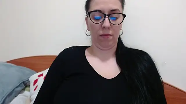 Snapshot of jollene chatting on March 6, 2026, 2:34 pm jollene online show from March 6, 2026, 2:34 pm