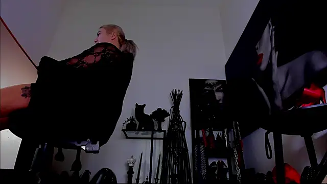 demisweet online show from February 13, 2026, 5:51 am