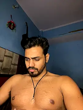 Snapshot of fireboyyyyy chatting on November 13, 2025, 8:57 pm fireboyyyyy online show from November 13, 2025, 8:57 pm