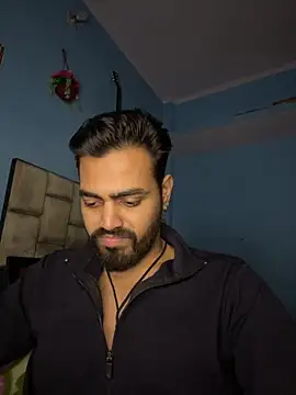 Snapshot of fireboyyyyy chatting on December 5, 2025, 6:17 pm fireboyyyyy online show from December 5, 2025, 6:17 pm