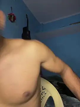 Snapshot of fireboyyyyy chatting on November 11, 2025, 11:31 pm fireboyyyyy online show from November 11, 2025, 11:31 pm