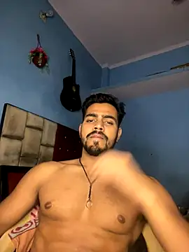 Snapshot of fireboyyyyy chatting on November 17, 2025, 8:02 pm fireboyyyyy online show from November 17, 2025, 8:02 pm