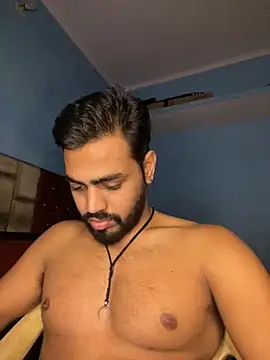 Snapshot of fireboyyyyy chatting on October 8, 2025, 12:39 pm fireboyyyyy online show from October 8, 2025, 12:39 pm