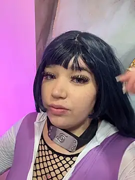 hinata dolly online show from May 2, 2026, 11:37 am
