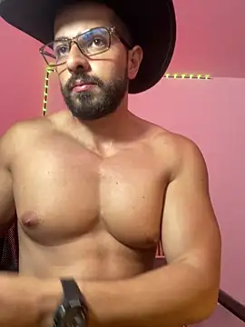 magnumchris online show from May 7, 2026, 2:38 am