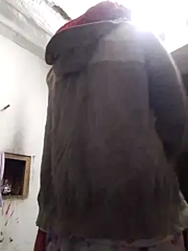 aunty sumy online show from November 18, 2025, 12:48 am