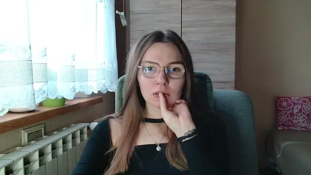 LooveELLYx online show from December 2, 2025, 7:32 am