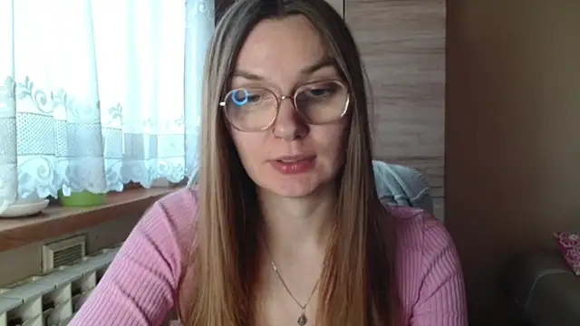 LooveELLYx online show from November 19, 2025, 2:39 pm