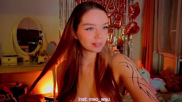 Snapshot of Jiaalisaa chatting on October 21, 2025, 10:09 pm Jiaalisaa online show from October 21, 2025, 10:09 pm