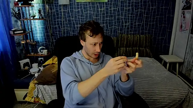 CuteBoy228 online show from May 3, 2026, 12:53 pm