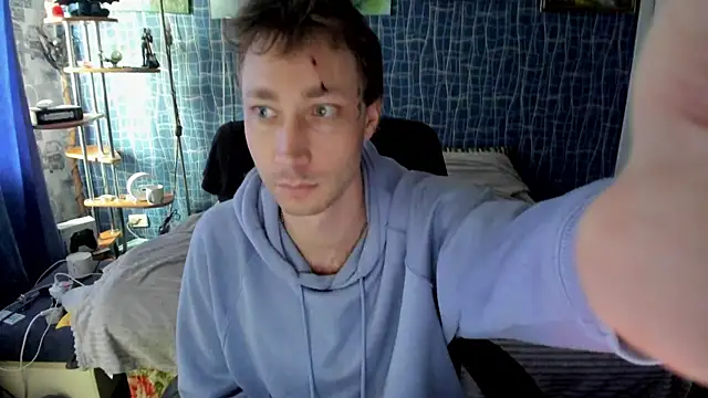 CuteBoy228 online show from April 22, 2026, 10:22 am