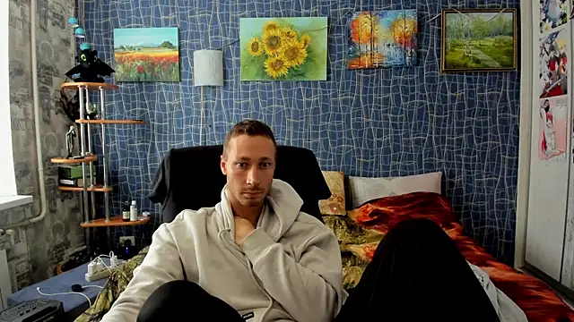 Snapshot of CuteBoy228 chatting on October 30, 2025, 12:14 pm CuteBoy228 online show from October 30, 2025, 12:14 pm