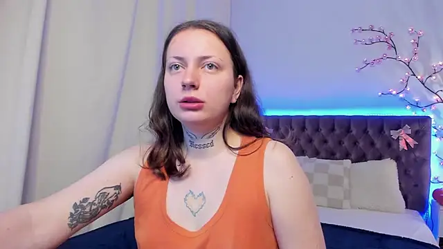 Snapshot of LilaVame chatting on October 29, 2025, 8:52 pm LilaVame online show from October 29, 2025, 8:52 pm