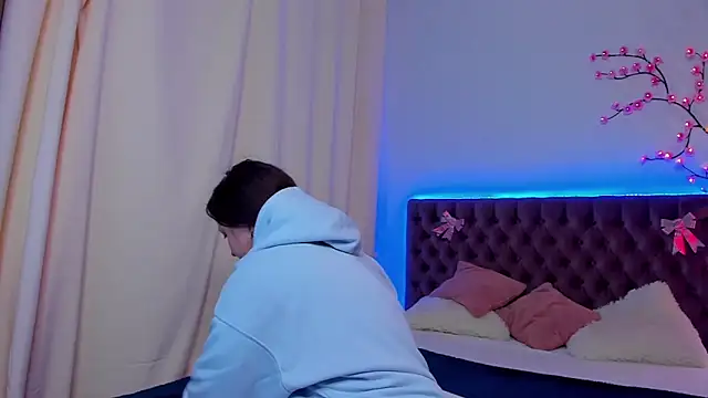 Snapshot of LilaVame chatting on November 30, 2025, 1:34 pm LilaVame online show from November 30, 2025, 1:34 pm