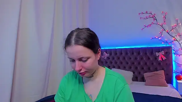 Snapshot of LilaVame chatting on November 26, 2025, 8:31 pm LilaVame online show from November 26, 2025, 8:31 pm