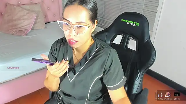 Snapshot of lissa_jhonsoon chatting on November 21, 2025, 3:05 am lissa jhonsoon online show from November 21, 2025, 3:05 am