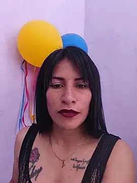 karinnahotdirty online show from June 26, 2026, 8:36 pm