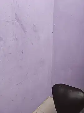 karinnahotdirty online show from July 9, 2026, 8:52 pm