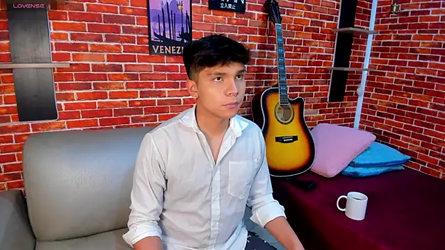 Thiago Kozak online show from June 16, 2026, 1:11 pm