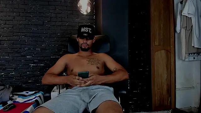 Snapshot of yurgaki_21 chatting on March 18, 2026, 11:35 am yurgaki 21 online show from March 18, 2026, 11:35 am