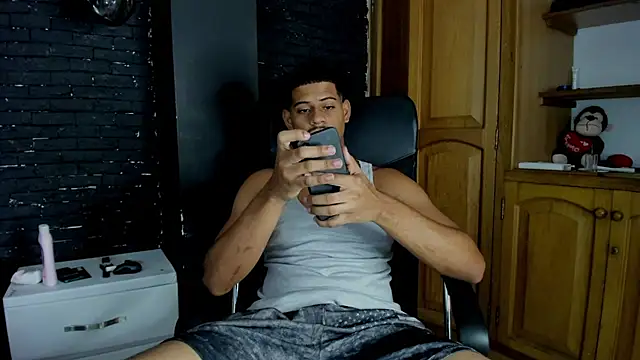 Snapshot of yurgaki_21 chatting on April 4, 2026, 5:08 pm yurgaki 21 online show from April 4, 2026, 5:08 pm