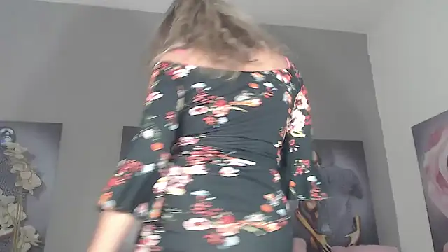AntonellaBlanc online show from July 16, 2026, 5:04 am