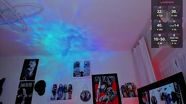 Snapshot of Makii_33 chatting on November 13, 2025, 11:41 pm Makii 33 online show from November 13, 2025, 11:41 pm