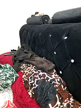 Hanna Kieran online show from October 25, 2025, 4:51 pm