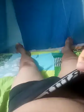 Snapshot of cora08 chatting on October 31, 2025, 9:32 pm cora08 online show from October 31, 2025, 9:32 pm