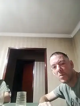 elpolaquin online show from February 9, 2026, 1:58 am