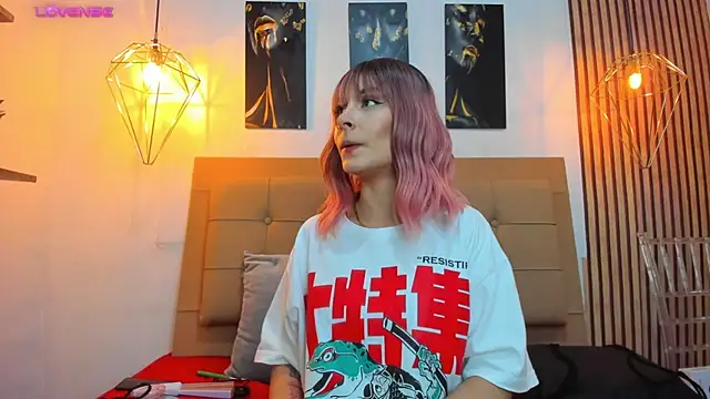 Snapshot of alesziarose chatting on November 5, 2025, 7:28 pm alesziarose online show from November 5, 2025, 7:28 pm