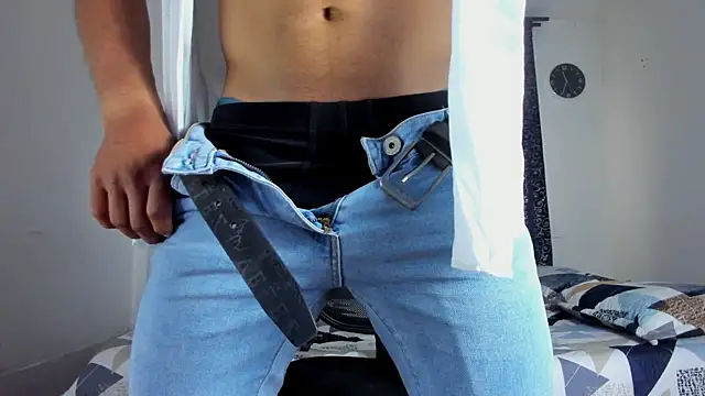 Snapshot of magnusclark chatting on November 18, 2025, 8:56 pm magnusclark online show from November 18, 2025, 8:56 pm